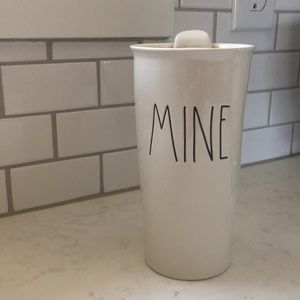 ✨2/$15 {Rae Dunn} Travel Mug